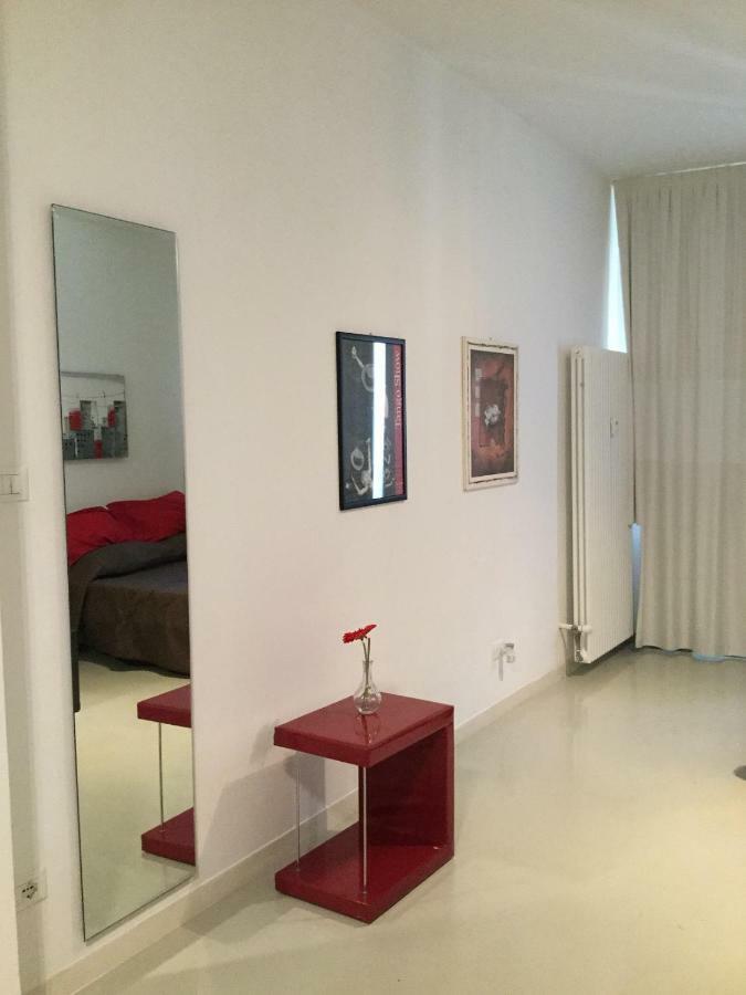 Monolocale Via Rasponi Apartment Ravenna Exterior foto